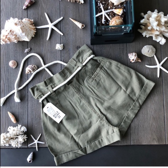 🌴🌼BILLABONG- EXPORE MORE SHORTS🌼🌴 - Picture 7 of 8